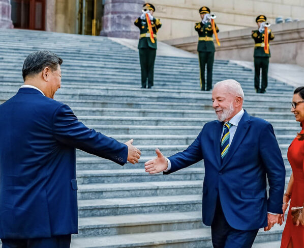 Presidente Lula e Xi Jinping, presidente da República Popular da China e a primeira-dama do Brasil, Janja