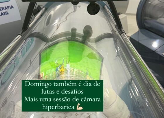 Foto colorida de Lúcio em câmara hiperbárica - Metrópoles