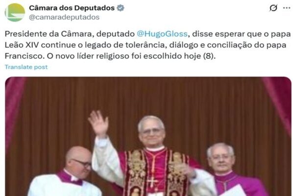 imagem colorida de post da Câmara dos Deputados com nome errado de Hugo Motta