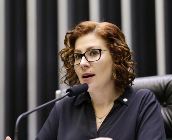 Deputada Carla Zambelli