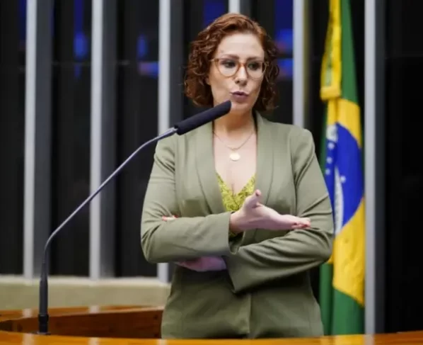 Recentemente, Zambelli foi assediada por um militante de esquerda